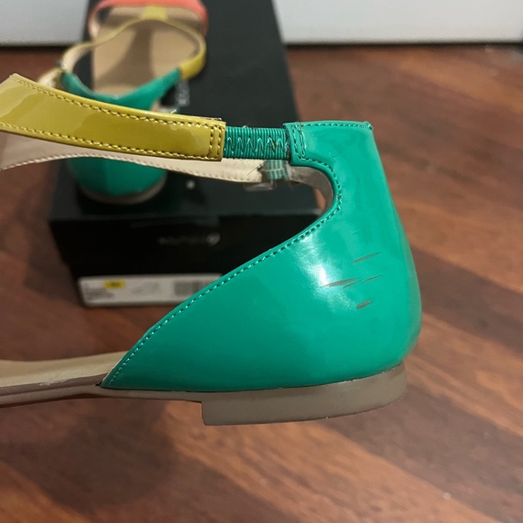 Boutique 9 Orange Multi Patent Sandals, Size 9 - Picture 6 of 7